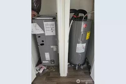 8942 W McKenna Falls Rd W, Bremerton, WA 98312 - Photo 17