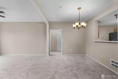 22519 SE 38th Terrace #1423, Issaquah, WA 98029 - Photo 9