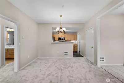 22519 SE 38th Terrace #1423, Issaquah, WA 98029 - Photo 11