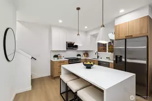 937 N 87th St, Seattle, WA 98103 - Photo 5