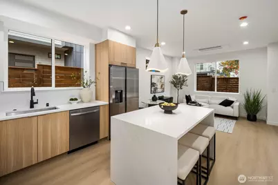 937 N 87th Street #A, Seattle, WA 98103 - Photo 9