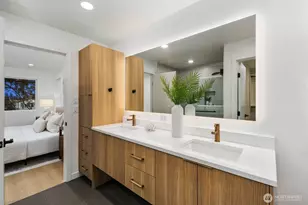 939 N 87th St, Seattle, WA 98103 - Photo 19