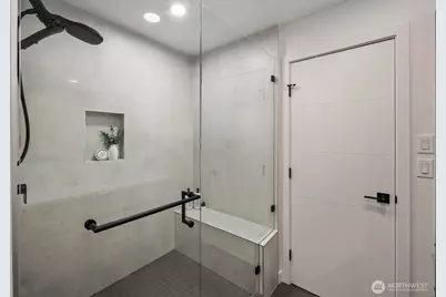 939 N 87th Street #A, Seattle, WA 98103 - Photo 17