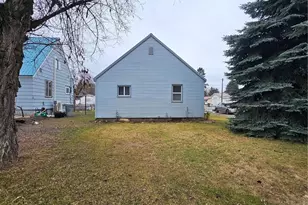 504 W Robert Ave, Chewelah, WA 99109 - Photo 3