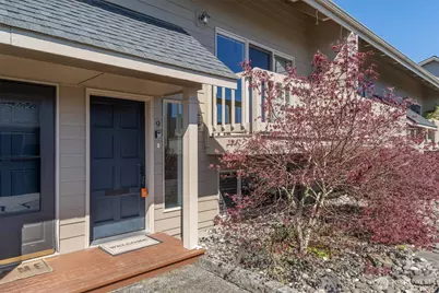 1310 River Road #9, Longview, WA 98632 - Photo 3