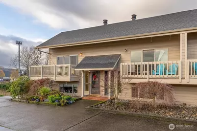 1310 River Road #9, Longview, WA 98632 - Photo 1