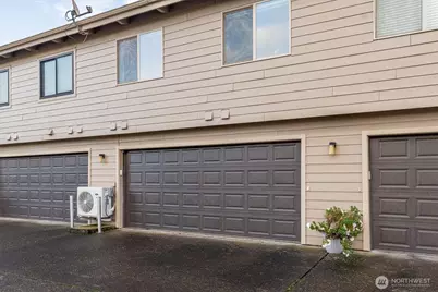 1310 River Road #9, Longview, WA 98632 - Photo 5