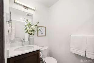 1359 Nolta Loop NE, Bainbridge Island, WA 98110 - Photo 17