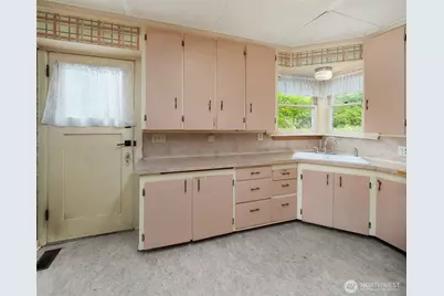 23203 Upper Dorre Don Way SE, Maple Valley, WA 98038 - Photo 5