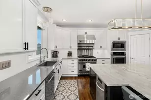 21603 31st St E, Lake Tapps, WA 98391 - Photo 11