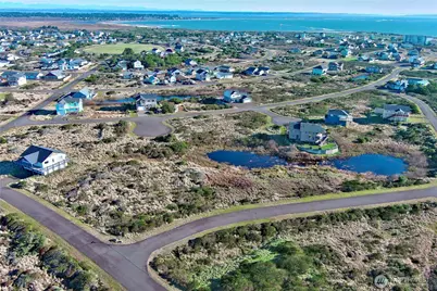 476 Sea View Street SW, Ocean Shores, WA 98569 - Photo 13
