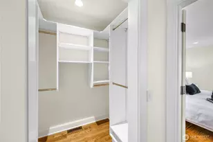 1810 NE 73rd Ave NE, Medina, WA 98039 - Photo 19