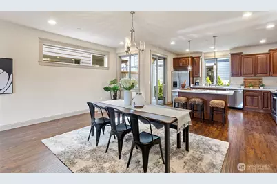 553 SE Andrews Street #B, Issaquah, WA 98027 - Photo 9