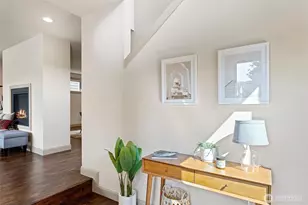 553 SE Andrews St, Issaquah, WA 98027 - Photo 3