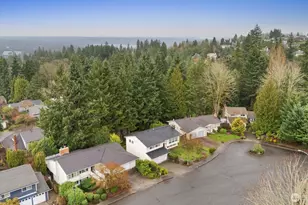 15132 SE 48th Dr, Bellevue, WA 98006 - Photo 35