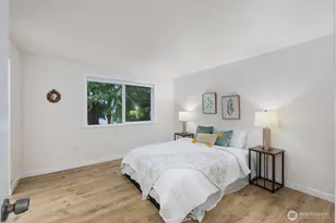 15132 SE 48th Dr, Bellevue, WA 98006 - Photo 13