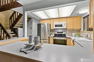 111 Grand View Ln, Bellingham, WA 98229 - Photo 11