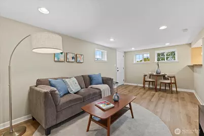 3252 13th Avenue W, Seattle, WA 98119 - Photo 25