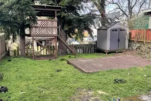 7043 17th Ave NW, Seattle, WA 98117 - Photo 3