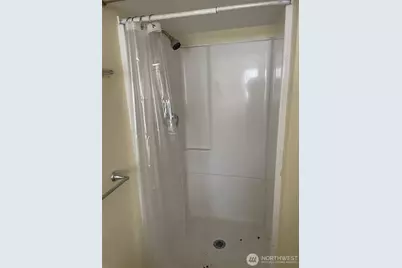 7043 17 Avenue NW, Seattle, WA 98117 - Photo 11