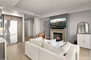 10650 NE 9th Pl, Bellevue, WA 98004 - Photo 11