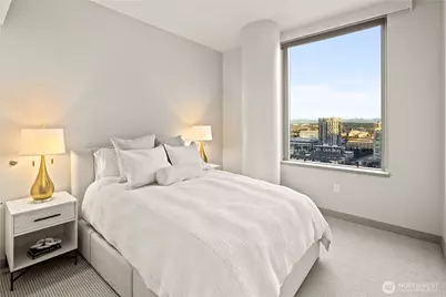 10650 NE 9th Place #2427, Bellevue, WA 98004 - Photo 19