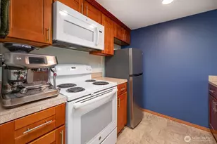 11532 15th Ave NE, Seattle, WA 98125 - Photo 9