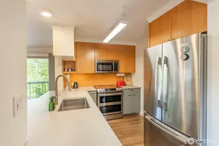 732 11th Ave E, Seattle, WA 98102 - Photo 13