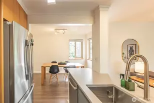 732 11th Ave E, Seattle, WA 98102 - Photo 11