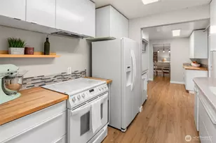 4726 S Victor St, Seattle, WA 98178 - Photo 7