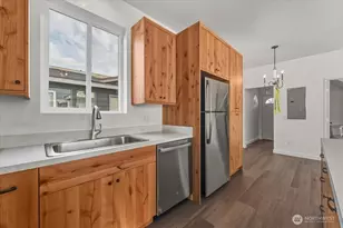 409 E Okanogan Ave, Chelan, WA 98816 - Photo 9