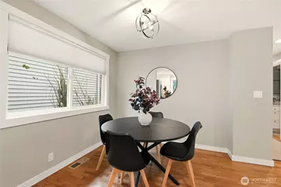 10729 2nd Avenue NW, Seattle, WA 98177 - Photo 7