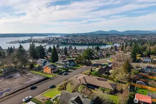 2324 E 17th St, Bremerton, WA 98310 - Photo 37