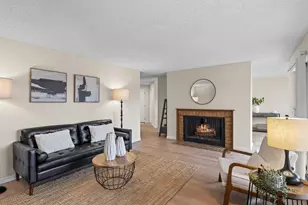 23405 Lakeview Dr, Mountlake Terrace, WA 98043 - Photo 13