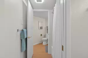 23405 Lakeview Dr, Mountlake Terrace, WA 98043 - Photo 23