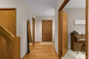 18557 W Lake Desire Dr SE, Renton, WA 98058 - Photo 19