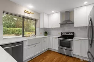 18557 W Lake Desire Dr SE, Renton, WA 98058 - Photo 11