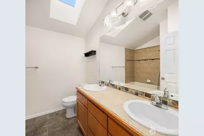 11708 Greenwood Avenue N #A, Seattle, WA 98133 - Photo 25