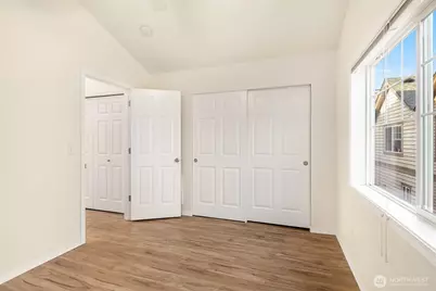 11708 Greenwood Avenue N #A, Seattle, WA 98133 - Photo 19