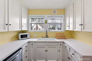 531 S 55th St, Tacoma, WA 98408 - Photo 7