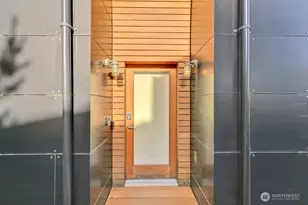 209 12th Ave E, Seattle, WA 98102 - Photo 5