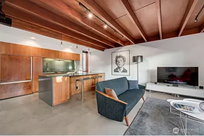 209 12th Ave E, Seattle, WA 98102 - Photo 13