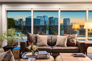 9829 Hilltop Rd, Bellevue, WA 98004 - Photo 5