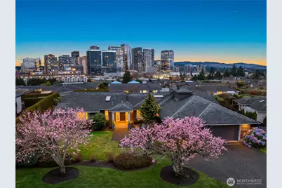 9829 Hilltop Road, Bellevue, WA 98004 - Photo 1