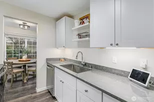 7821 196th St SW, Edmonds, WA 98026 - Photo 11