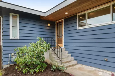 19870 47th Avenue NE, Lake Forest Park, WA 98155 - Photo 3