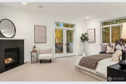 10702 35th Avenue NE, Seattle, WA 98125 - Photo 23