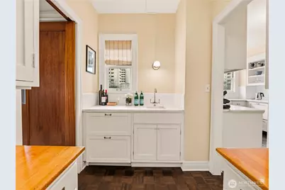 1223 Spring Street #300, Seattle, WA 98104 - Photo 19