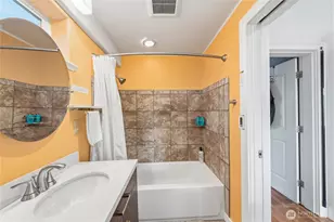 1411 5th St, Anacortes, WA 98221 - Photo 31