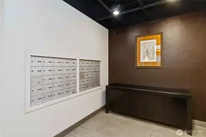 300 110th Avenue NE #610, Bellevue, WA 98004 - Photo 29